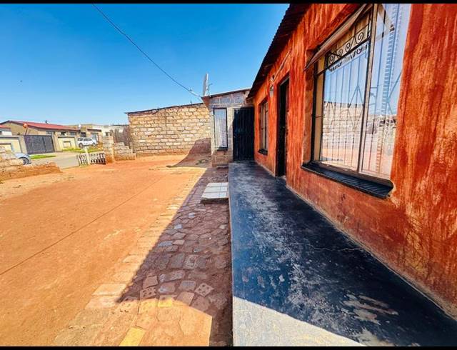 0 BEDROOM HOUSE FOR SALE IN ECALENI